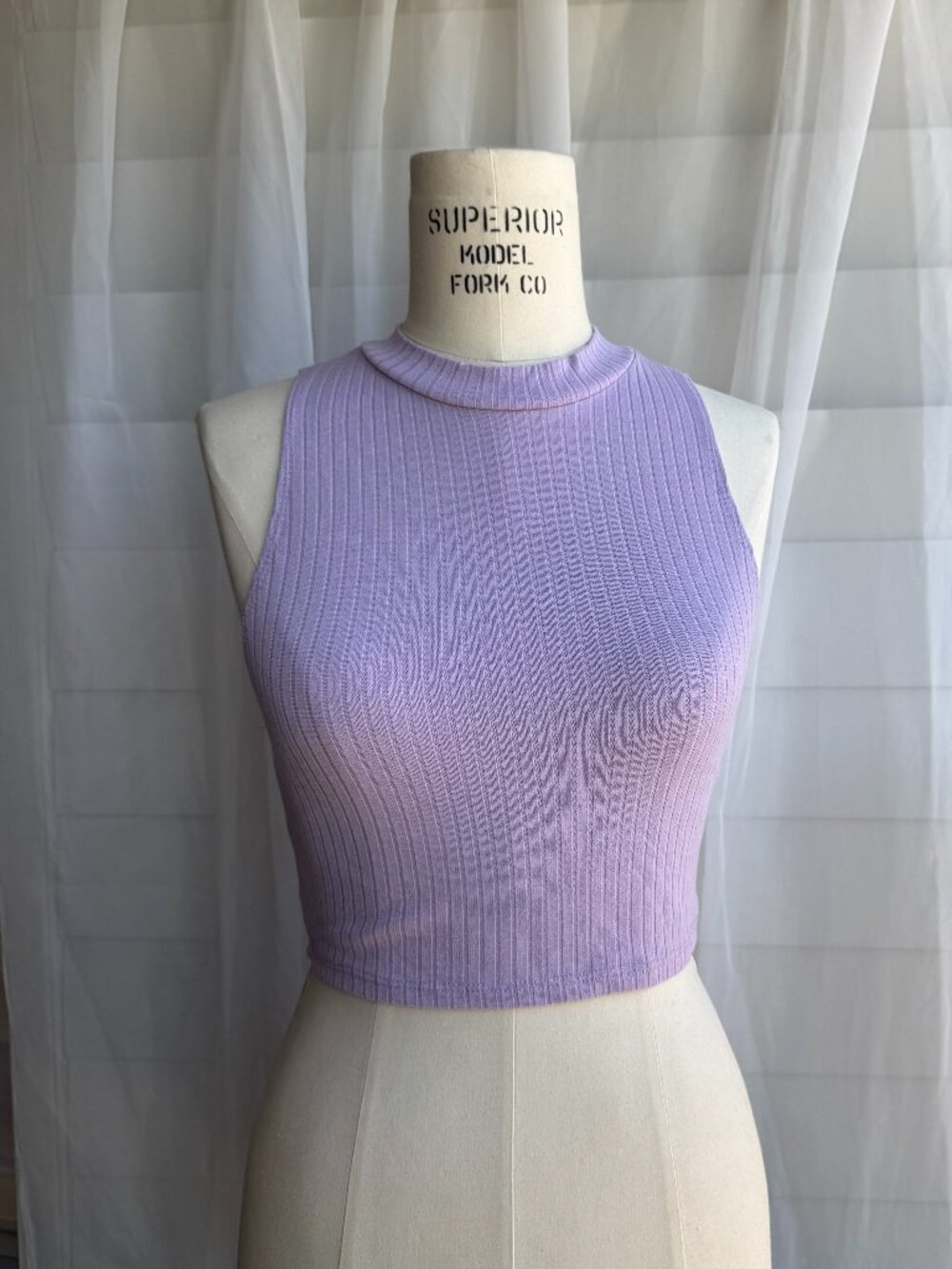 ribbed halter mock neck crop top
